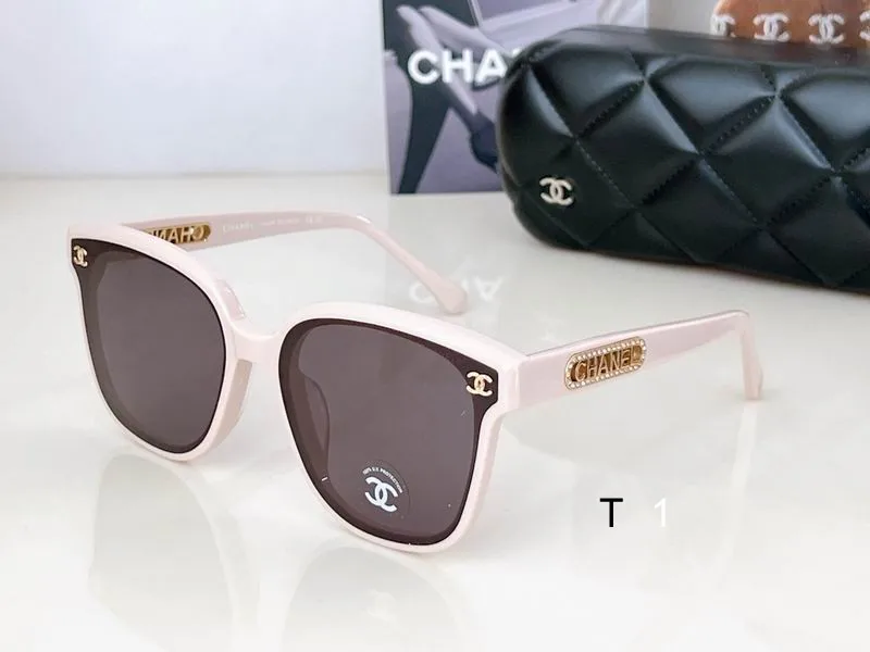 Chanel 6817 64 17-145 a04